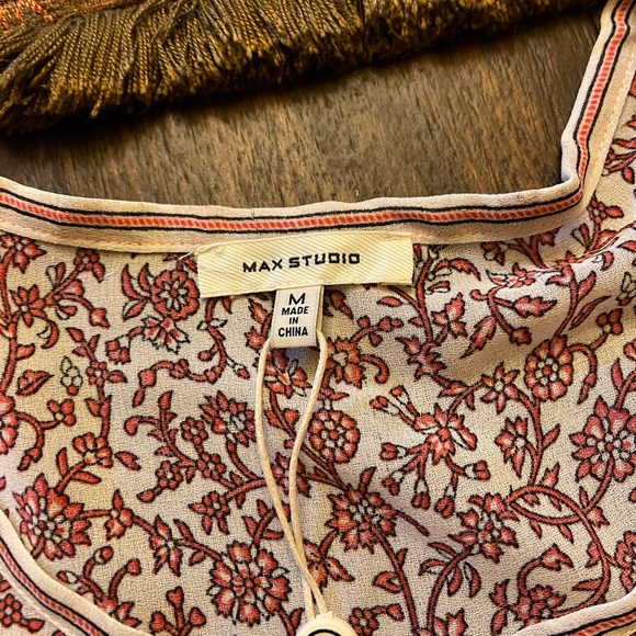 Max Studio Bubble Sleeve Bottom Top - Picture 3 of 5